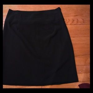 Black pencil skirt - size 16
